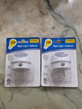 Automatic LED Night Light - White (2 Pack)